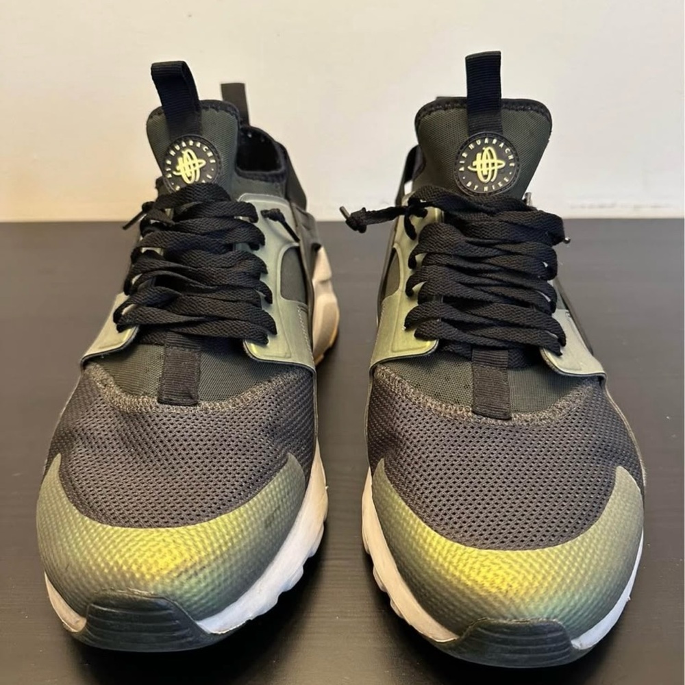Nike Huarache Men's Black and Green Sneakers Sz13